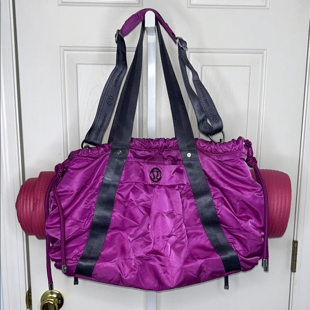 lululemon Effortless Bag Yoga Tote Laptop Neon Purple Nylon
